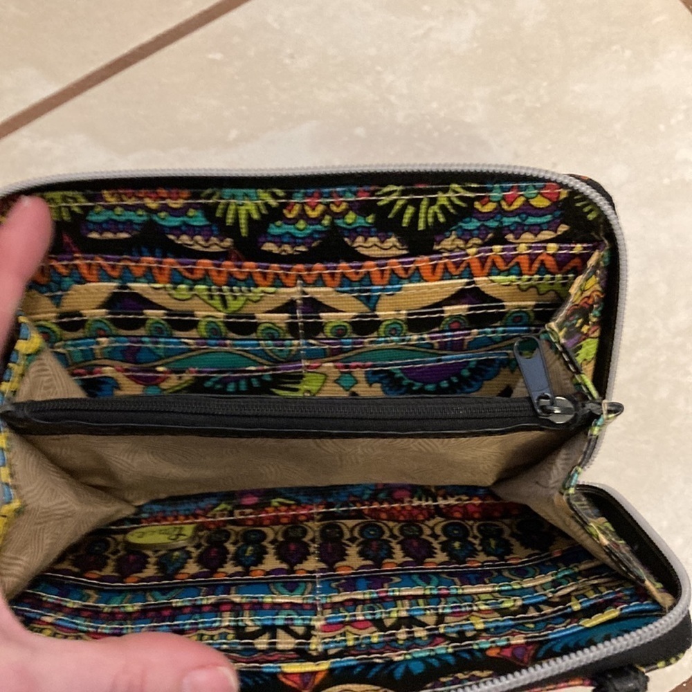 Sakroots Wallet - Picture 7 of 12